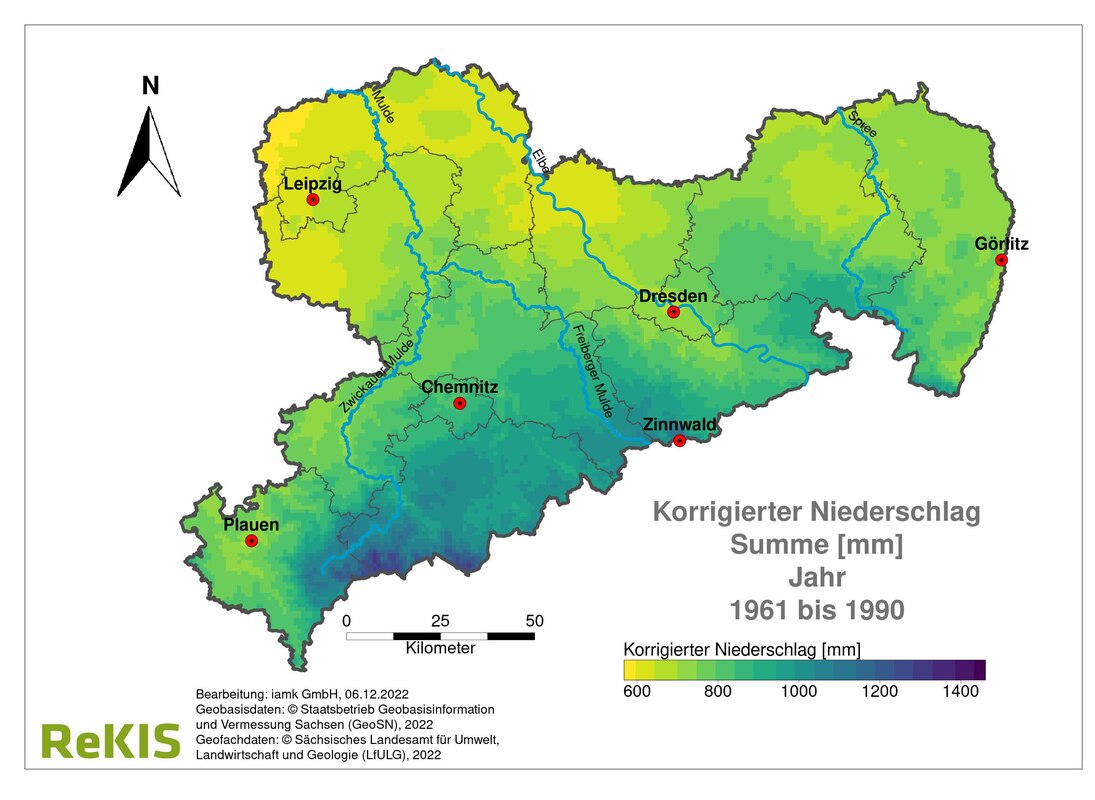 Hinweis: Folgende Bilder bauen aufeinander auf. Bild 1 Sachsenkarte mit Niederschlagsverteilung kurz RK für 1961 bis 1990. RK folgt Landestopografie dadurch Farbgradient. Nordsachsen helle Flächen niedriger RK Mittelgebirge dunkle Flächen hoher RK