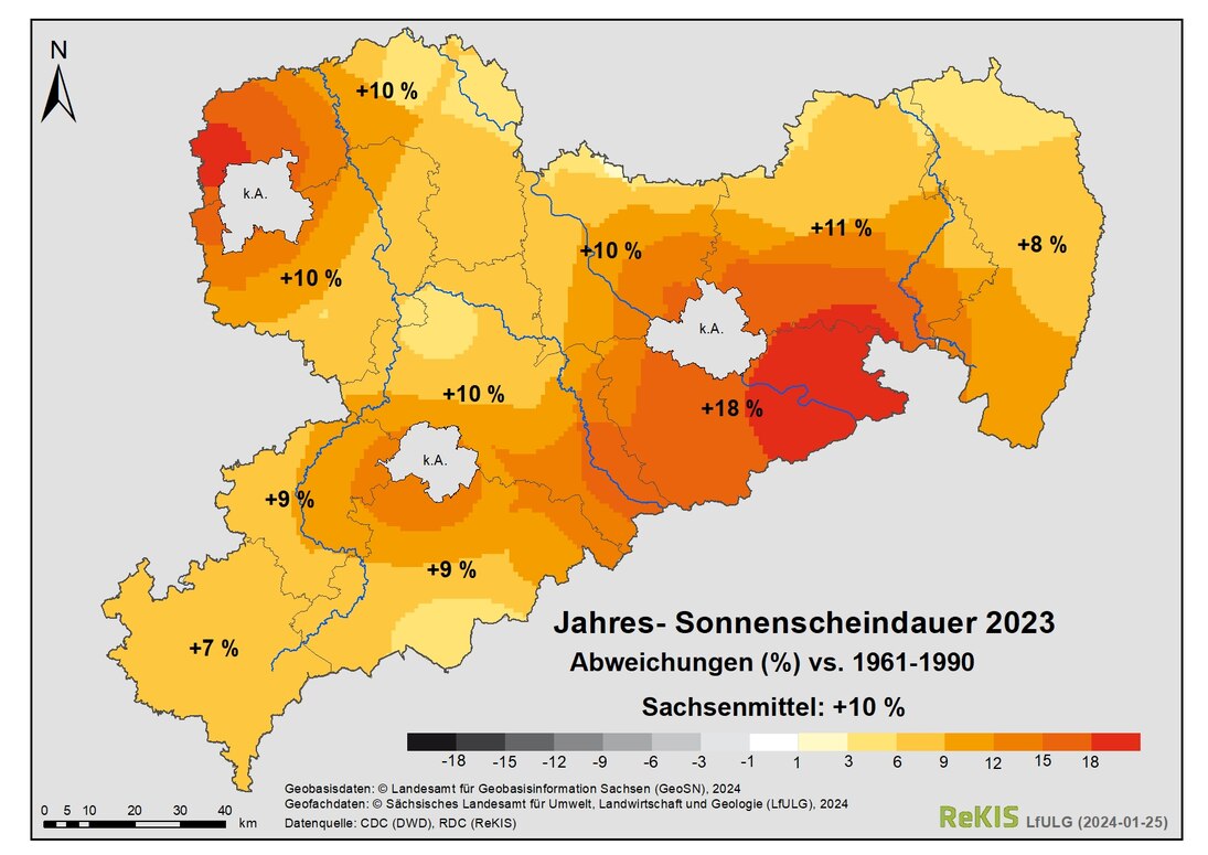 Jahressonnenscheindauer 2023, Sachsenkarte mit Abweichungen vs. 1961-1990 