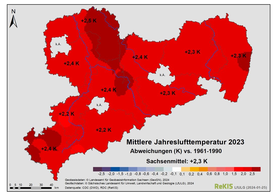 Mittlere Jahreslufttemperatur 2023, Sachsenkarte mit Abweichungen vs. 1961-1990 